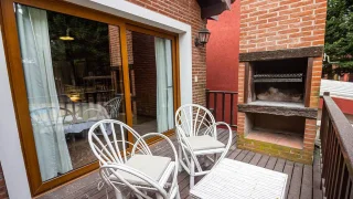 Parrilla terraza Cabañas 3 Pax, Punta Cerezo, Cariló