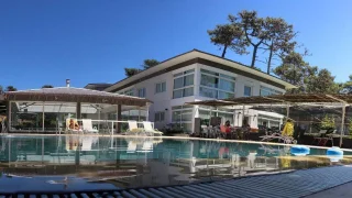  Piscina Cumeló Resort y Spa Cariló
